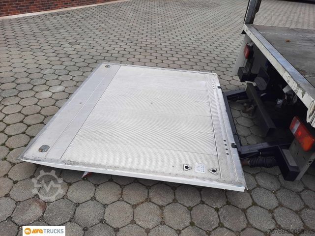Autocarro con cassone MAN 18.320 TGM Getränkekoffer Böse LBW 2xAHK