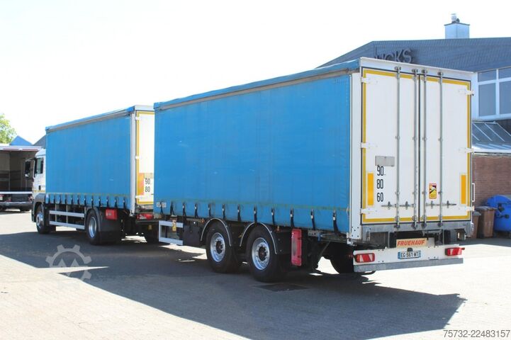 Camión plataforma con toldo MAN TGS 18.440 Plane Zug Schlafplatz AHK Retarder