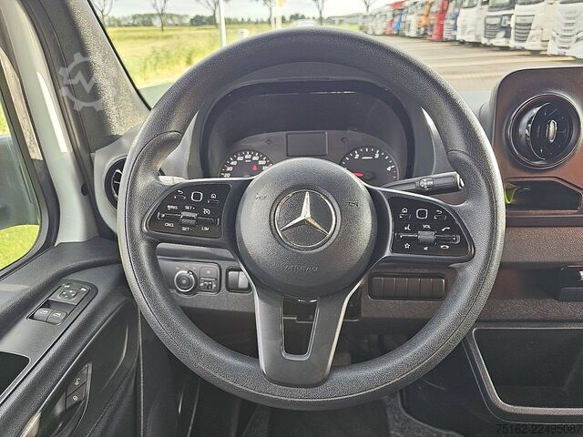 手提箱 MERCEDES-BENZ SPRINTER 515 Bakwagen Laadklep!