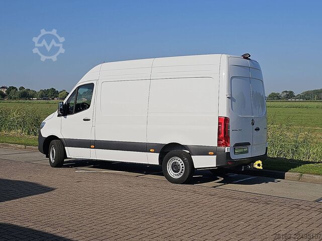 MERCEDES-BENZ SPRINTER 311 L2H2 MBUX10 RDW