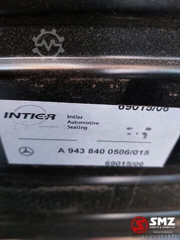 Bagian kabin Mercedes Occ Gereedschapskoffer/materiaalkist links Actros