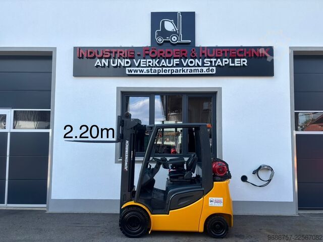  Jungheinrich TFG320S