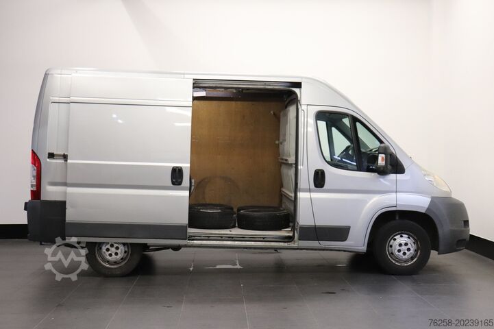 Varebil Peugeot Boxer 2.2 HDI 120PK L2H2 - Airco - PDC - Trekha...