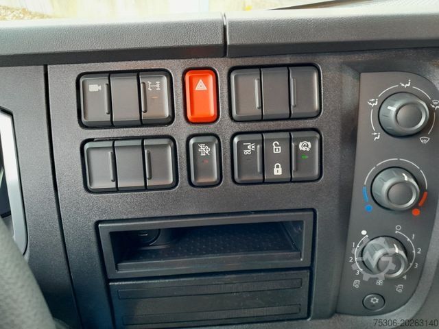 Škatlasti tovornjak DAF FA XB 290 16t Spier Plywoodkoffer