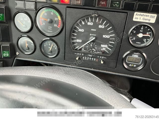 Kaupunkienvälinen linja-auto SETRA S 317 UL / 550 / S 319 / Intouro