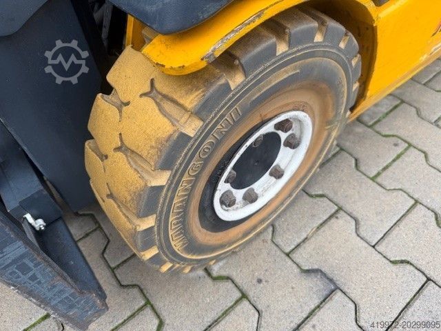Rafknúinn þriggja hjól lyftara Jungheinrich EFG 213