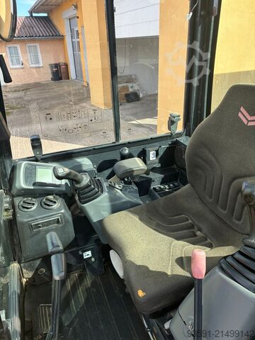 मिनी खुदाई करनेवाला Yanmar VIO 23 - 6