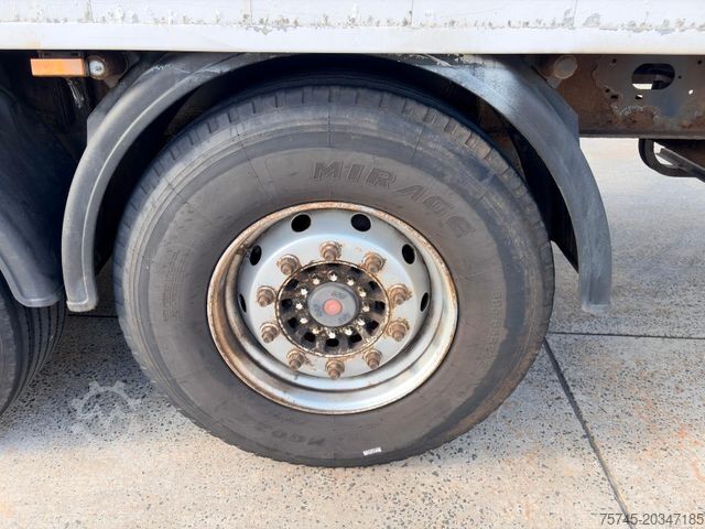 Sættevogn med walking floor SCHMITZ CARGOBULL SKI 24 * PORTAL TÜR * PLANE * ALU * TÜV