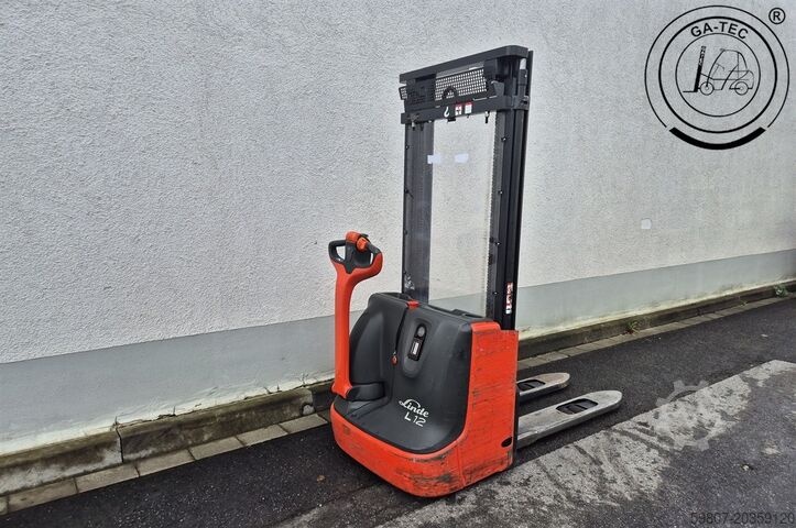 Kamioni sa paletama Linde L12