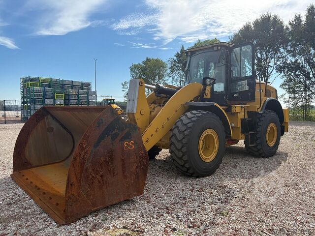 товарач Caterpillar 962M + 13.107HOURS + BIG BUCKET + PERFECT WORKI...