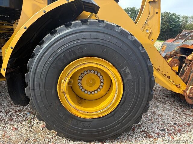 товарач Caterpillar 962M + 13.107HOURS + BIG BUCKET + PERFECT WORKI...
