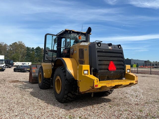 товарач Caterpillar 962M + 13.107HOURS + BIG BUCKET + PERFECT WORKI...