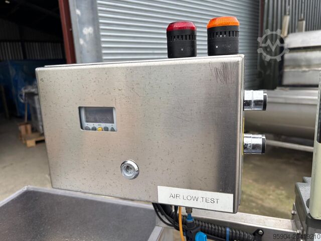 Kontrolní váha a detektor kovů Ishida Checkweigher & Metal Detector DACS-W-012-SB-P5-1