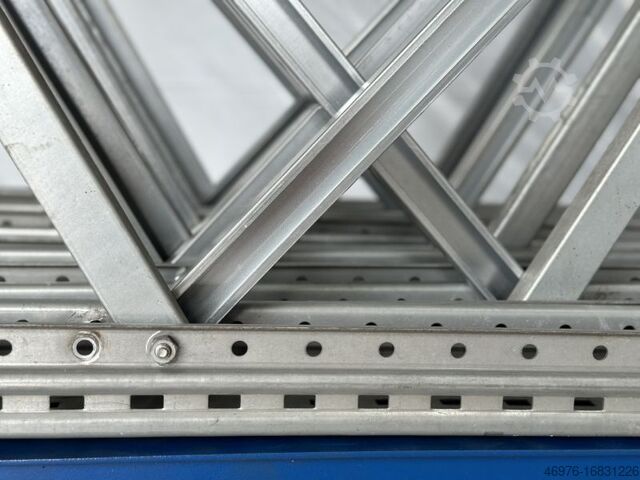 Armazém de alta capacidade Sistema de porta-paletes Estantes SSI Schäfer PR600 / 15,21 lfm. / St.:1.700 x 1.050mm / Tr.: 1.800 mm