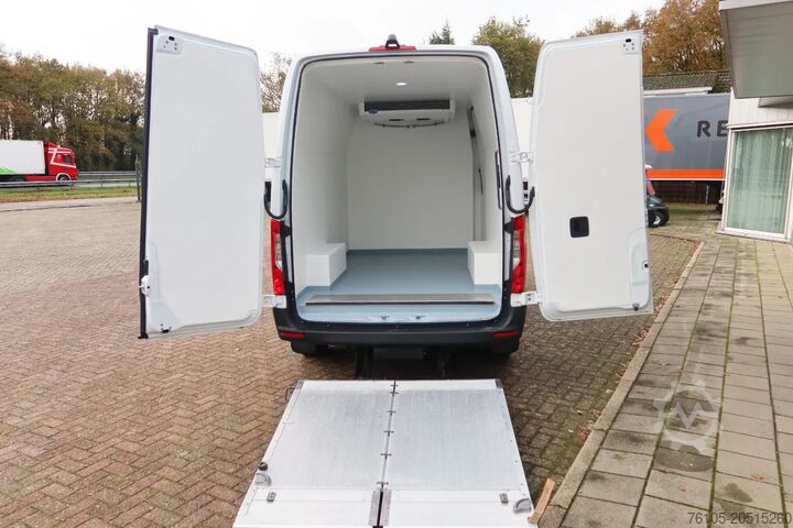 Wagon frigorifique Mercedes-Benz Sprinter 316 CDI Koel/Vries/Verwarmen +Klep L2/H2