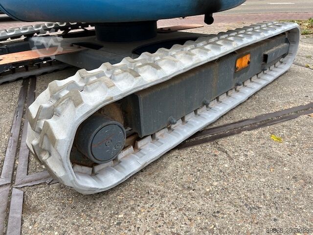 Used articulating boom lift on tracks Maeda NUL070 MAEDA NUL070