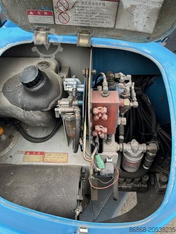 Used articulating boom lift on tracks Maeda NUL070 MAEDA NUL070