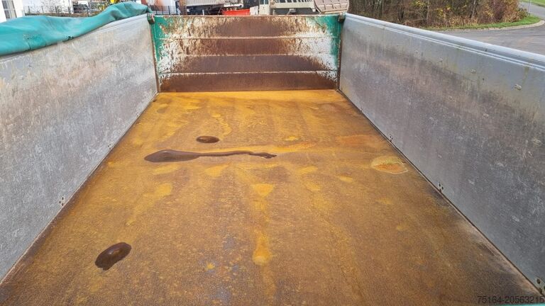 Three-way tipper trailer Schwarzmüller M-Serie