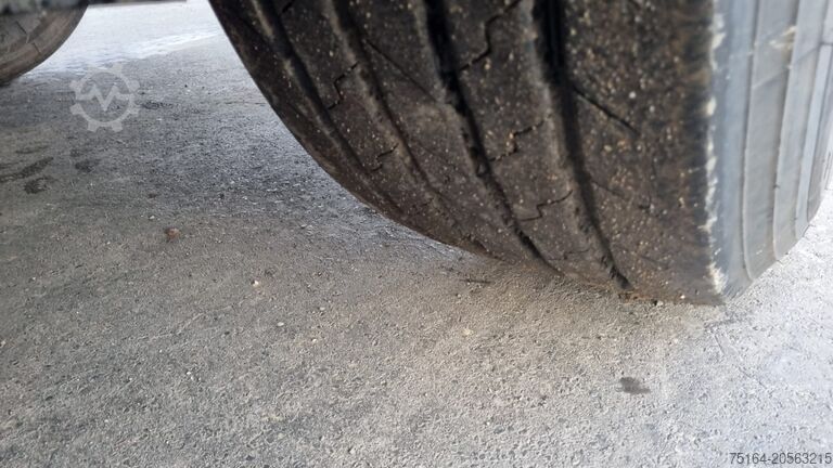 Three-way tipper trailer Schwarzmüller M-Serie