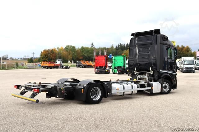 Swap body truck Actros 1842 L nR BDF Volumen