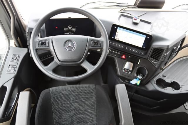 Swap body truck  Actros 1842 L nR BDF Volumen