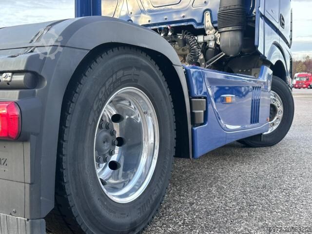 Standard tractor unit  Actros 1853 LS