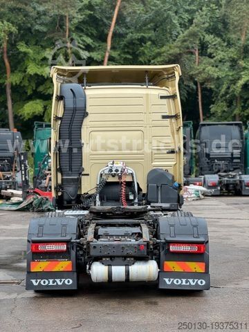 Standard SZM VOLVO FM 420 6x2 Lenk-/Lift, Vollluftfederung