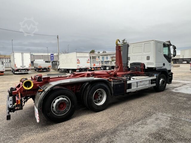 Kroklyftstruck Iveco Stralis 420