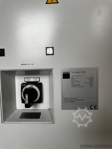 Laser cutting machine Trumpf TruLaser 3030 fiber (L81) + Storemaster