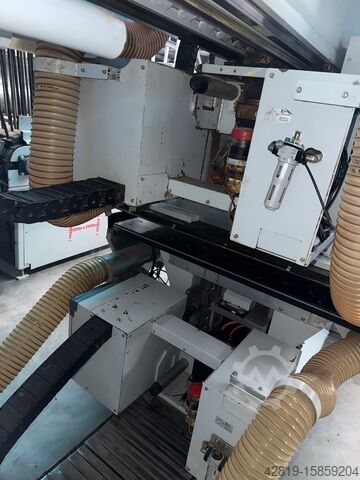 Bearbeitungszentrum mit Durchlauf Weeke BHX500