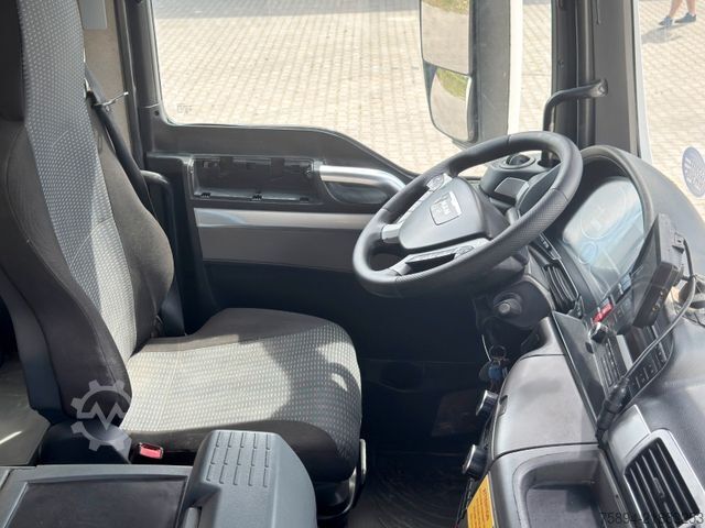 Tipper truck MAN TGS 35.400 * KIPPER 6,00 m + BORDMATIC * 8x4*TOP