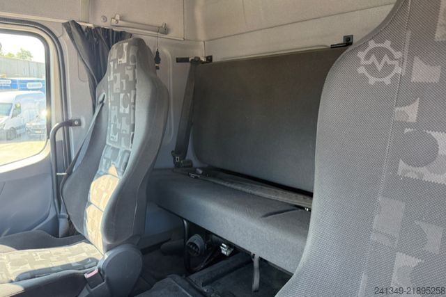 Standard SZM MERCEDES-BENZ Axor 1833 4x2