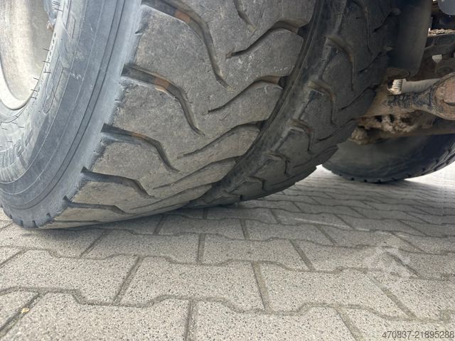 Standart çekici ünitesi MAN TGS 26.500 BL / 6x6 / Schalter / Kippauflieger