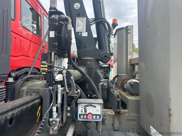Araba taşıyıcı kamyon IVECO AD260S36 / Hiab 166 Funk / Maschinentransporter
