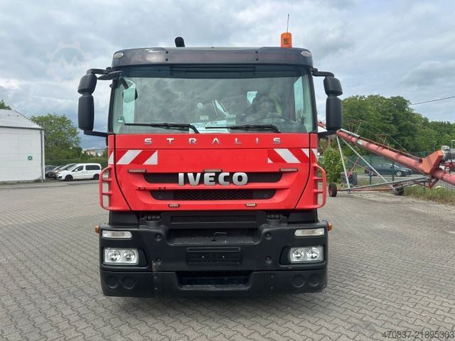 Araba taşıyıcı kamyon IVECO AD260S36 / Hiab 166 Funk / Maschinentransporter