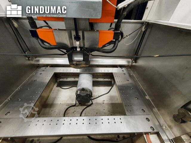 Máquina de electroerosión por hilo AgieCharmilles FI 640 CC