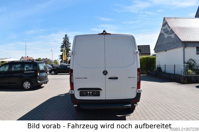 Xe van mui cao MERCEDES-BENZ Sprinter 316 CDI 4x4 Mixto 7 G-Tronic 4 Sitzer