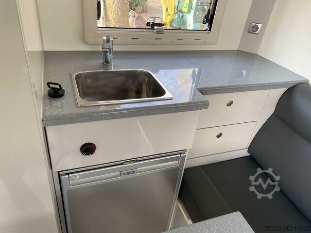 Cattle truck MAN TGL 8180 Gimmel 1-4 Pferde Wohnung