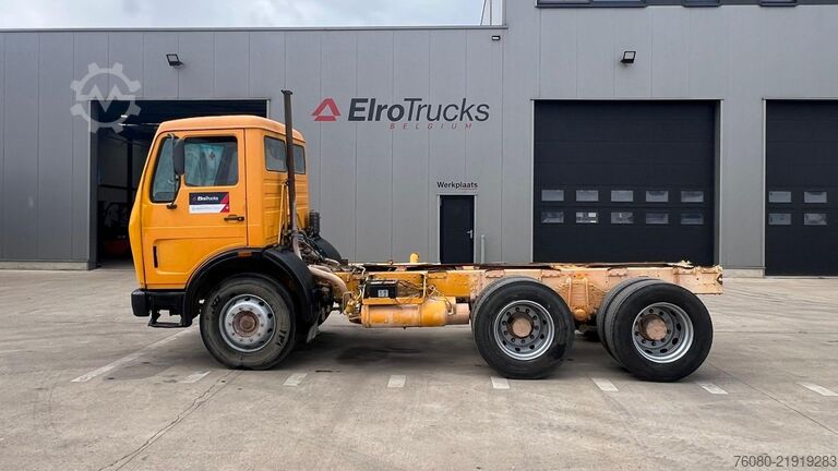 Chassis com cabina Mercedes-Benz SK 2224 (6X4 / LAMES / STEEL SUSP. / V6 / BOITE...