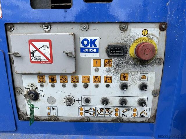 伸缩臂式升降机 Aichi SR18A