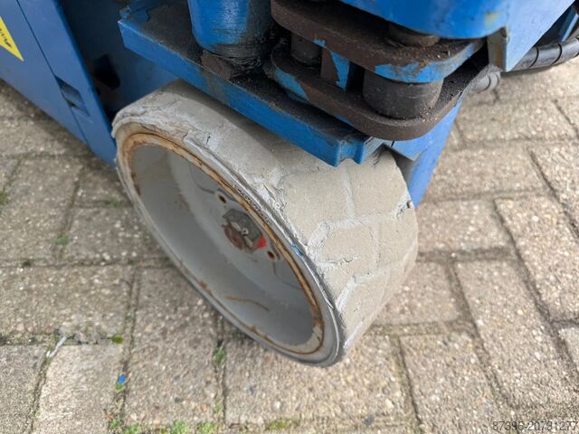 剪刀式电梯 Genie GS1932 Hoogwerker Schaarhoogwerker