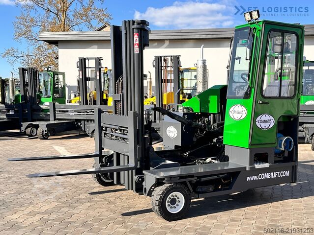 Empilhador de 4 vias Combilift C4000 / TRIPLEX / 4900MM / GAS