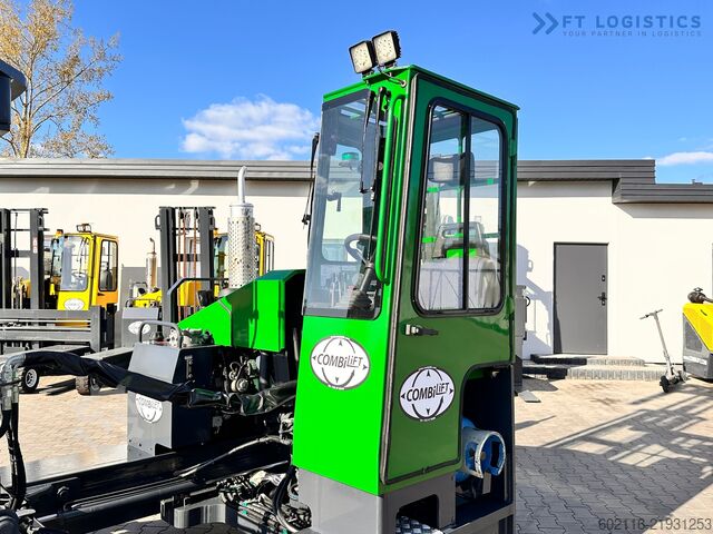 Empilhador de 4 vias Combilift C4000 / TRIPLEX / 4900MM / GAS