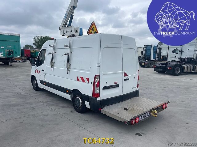 Piattaforma di sollevamento Renault Master 130.35 nacelle socage
