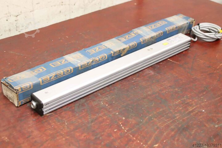 Длина хода привода шпинделя линейного привода 300 мм Geze E250/24V-DC EV 1