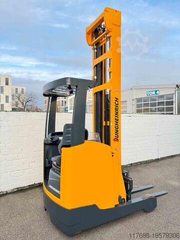Reach trucks Jungheinrich ETV 216 - Service Neu - 8,72m Hub - Batterie 80% - 8,72m