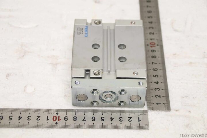 Guide cylinder Festo DFM-20-30-B-PPV-A-GF 532316