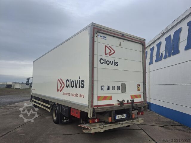 RENAULT D14-210 - E6d