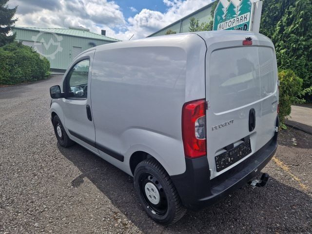 Duba panelată PEUGEOT Bipper AHK, Rückfahrkamera