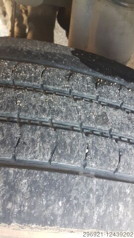 Plakanā platforma / brezenta plēve Volvo FH 13  EURO 5 EEV